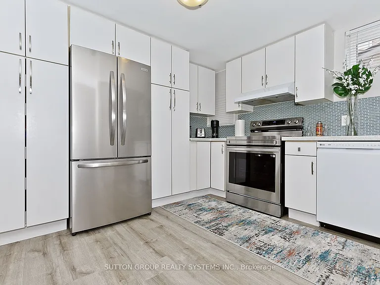 3174 Taviton Ct #LOWER LEVEL OF THE — Photo 4