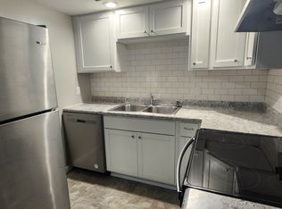 2750 Tech Dr APT 202, Bettendorf, IA 52722