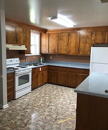 4th image of 7251 Sandy Cir
