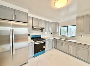 149-24 22nd Ave FLOOR 2, Whitestone, NY 11357