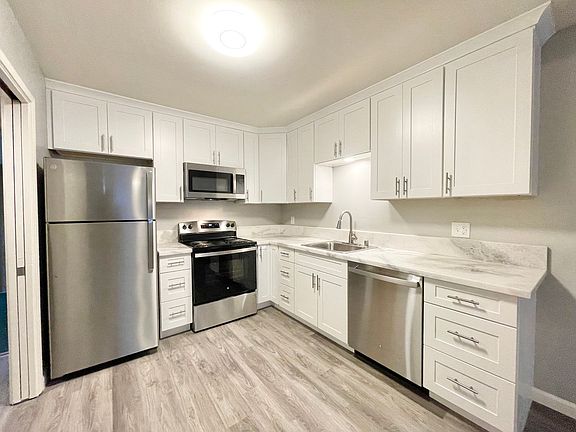 2nd image of 2707 O St #6