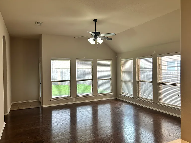 9329 Harrell Dr — Photo 5