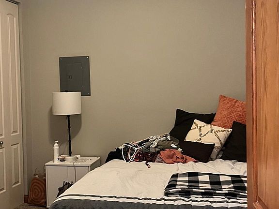 3rd image of 615 Holly Ave #101