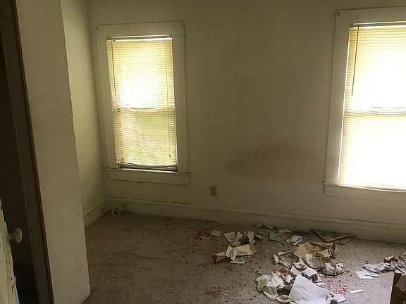 4th image of 601 Lawton Ave
