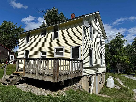5th image of 706 Vermont Route 12