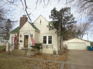 605 Brisbin St, Anoka, MN 55303