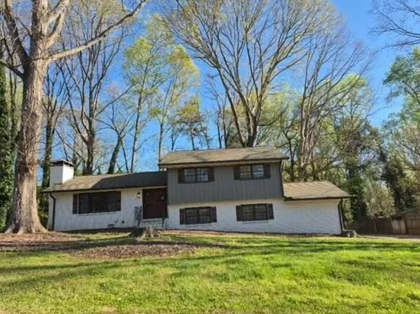 6119 Cowan Mill Rd, Douglasville, GA 30135