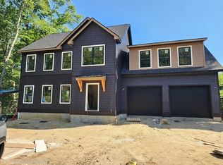 75 Willard Rd, Ashburnham, MA 01430