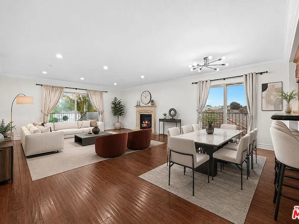 1621 Barry Ave #301