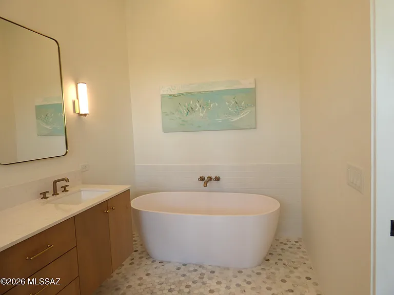5721 E Paseo Cocospera — Photo 18