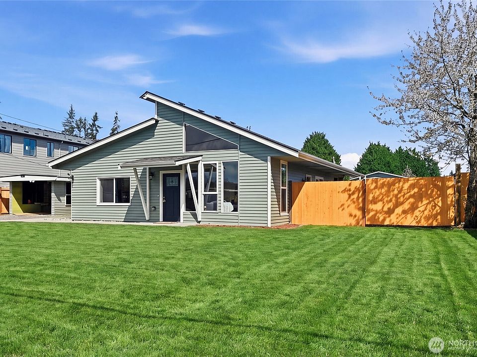 1st image of 4417 84th Street NE