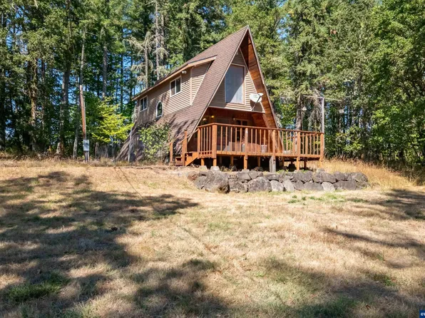 39073 Crawfordsville Dr, Sweet Home, OR 97386