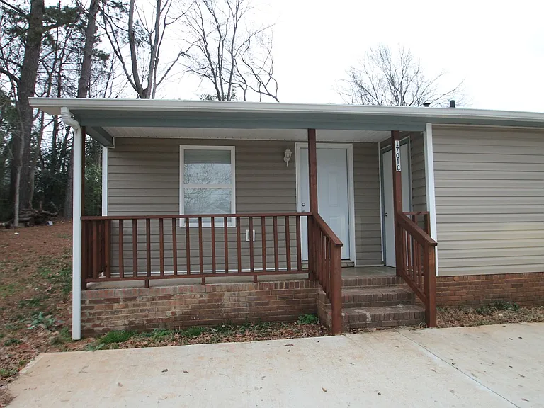 1701 Springdale Rd #C — Photo 1