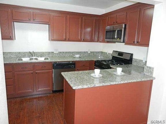 4th image of 2555 Fashion Ave