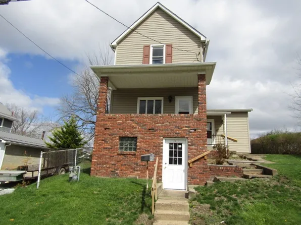 413 Scott Ave, Monessen, PA 15062