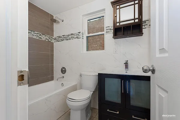 Rented by Abacus Properties | media 21