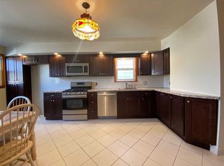 25 W 21st St FLOOR 2, Bayonne, NJ 07002
