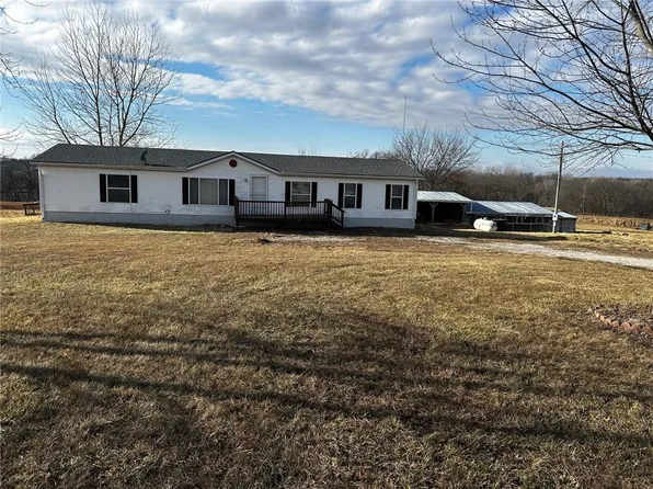 7135 NW Kidder Rd, Kidder, MO 64649