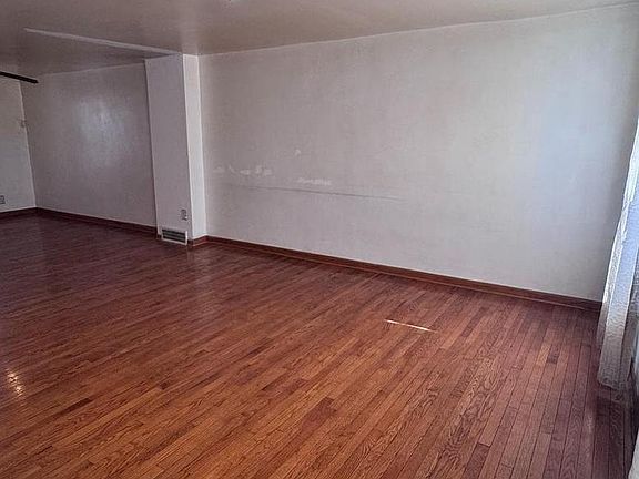 3rd image of 747 Landis St