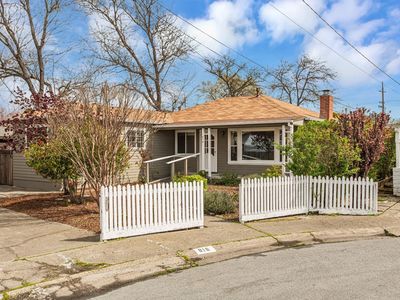 816 Franklin Way, Petaluma, CA, 94952