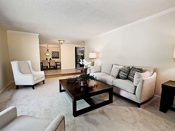 4th image of 130 Mountain Canyon Pl
