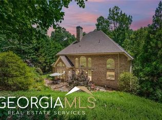 8319 Grogans Ferry Rd, Sandy Springs, GA 30350