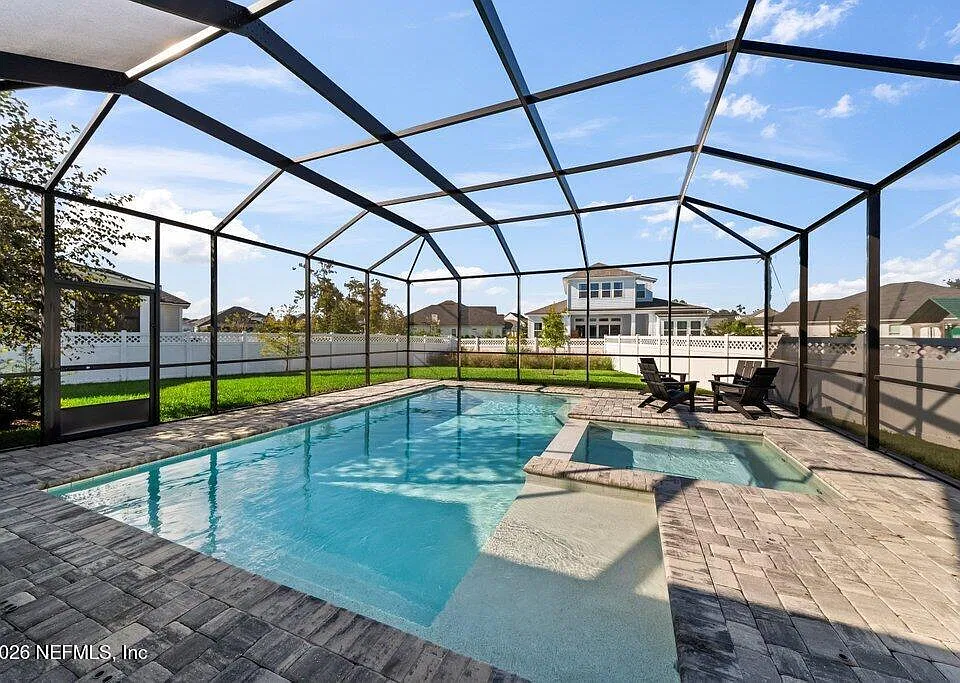 215 Pine Grove Point