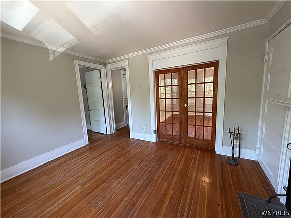5th image of 31 Norwood Ave #2