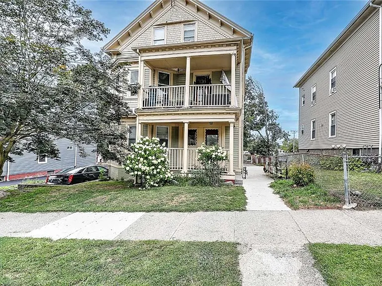 16 Duncan Ave #1 — Photo 24