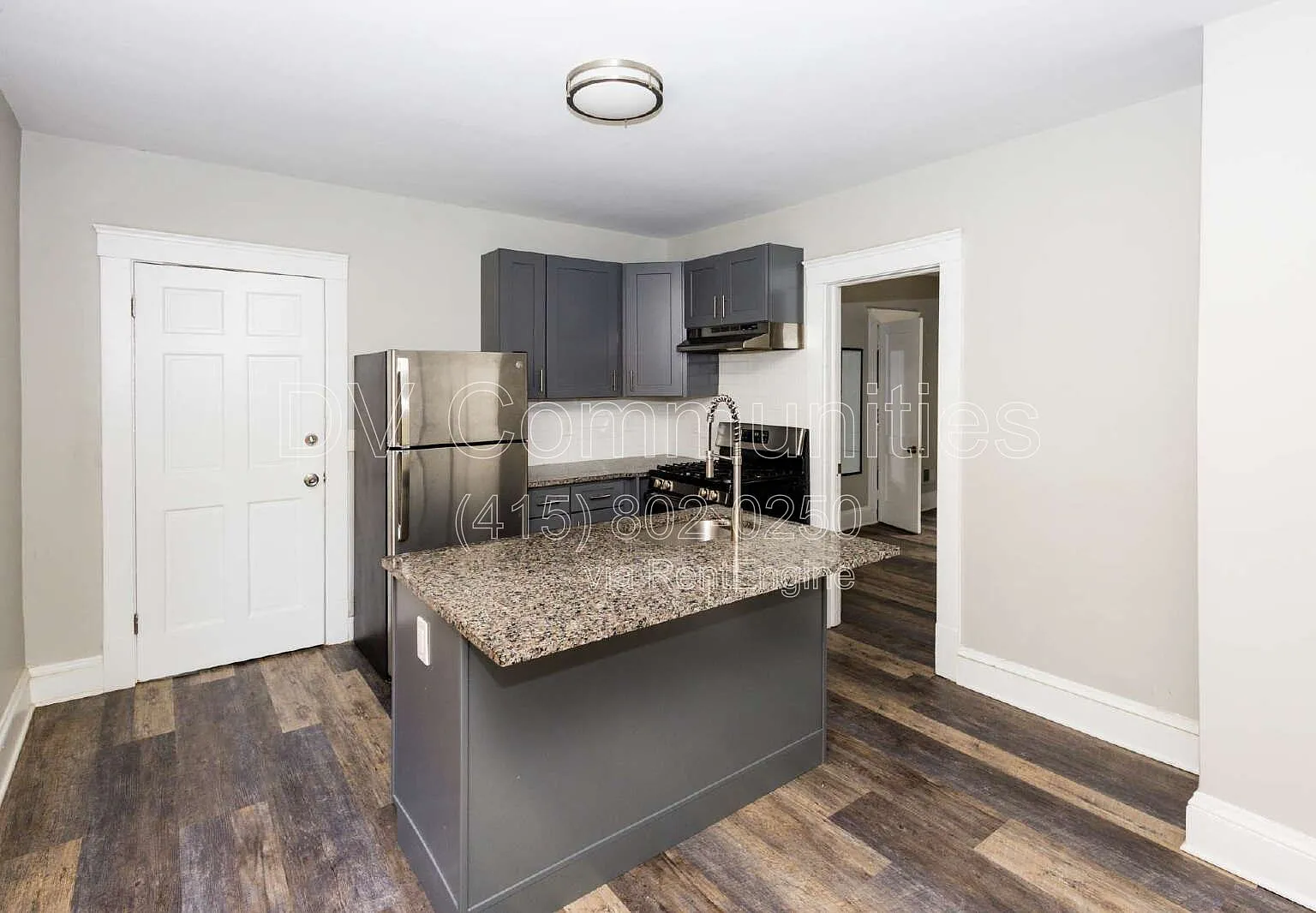 2 bed, 1.0 bath, 1250 sqft, $1,400 — Photo 3