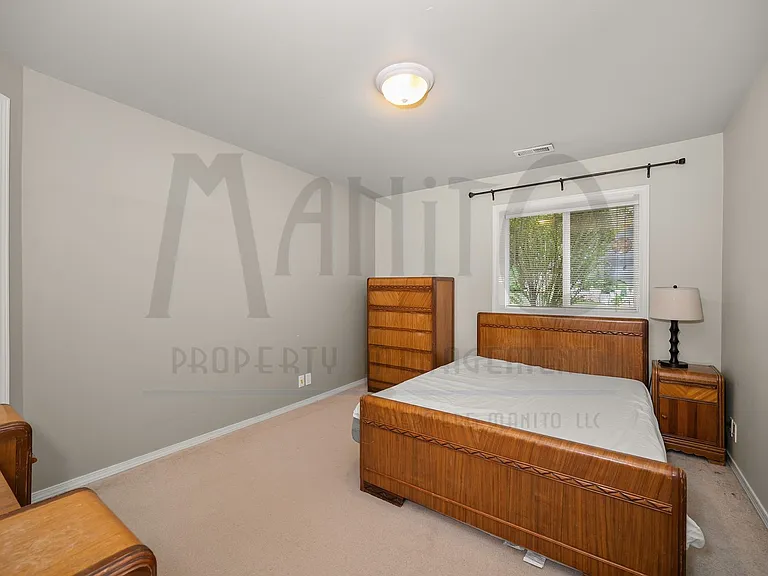 115 E Meadowlane Rd — Photo 23
