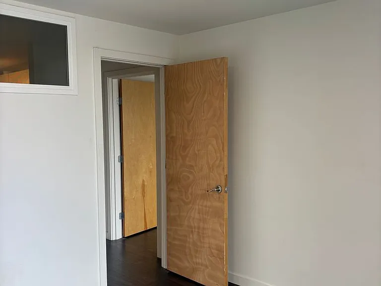 Brooklyn Apartments — Photo 22
