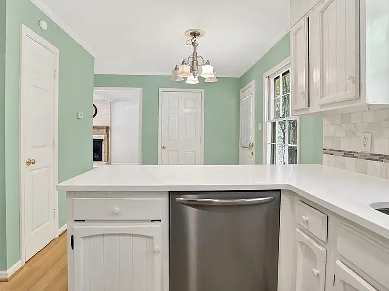 4419 Forest Walk Dr — Photo 20
