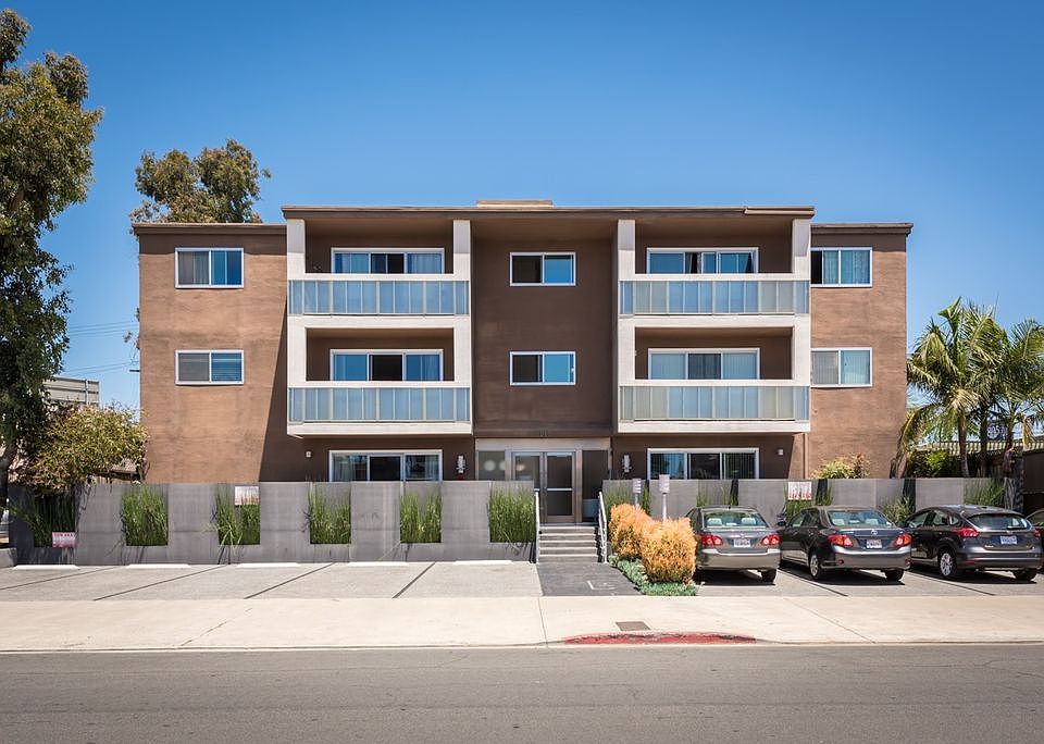 1st image of 3815 3rd Ave APT 12