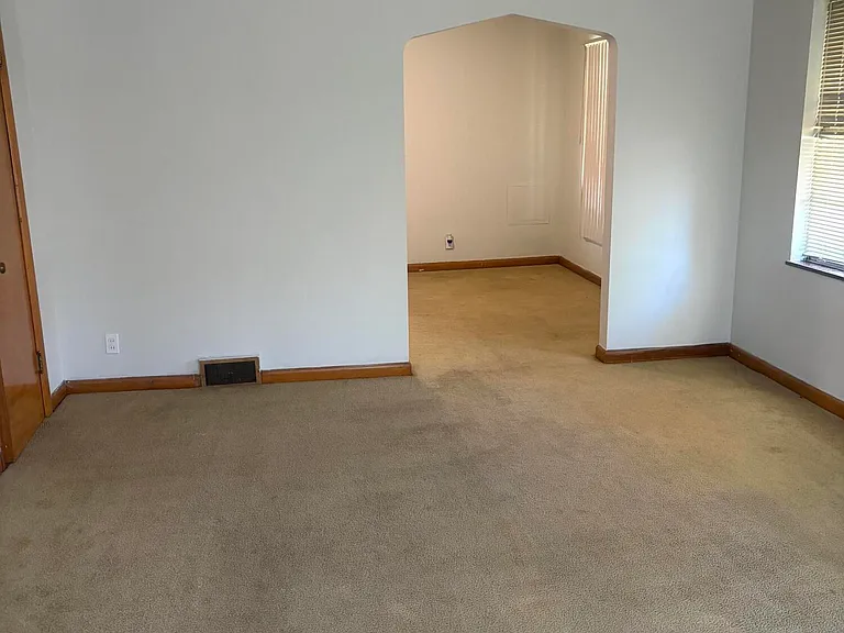 218 W Florence Ave #2 — Photo 11