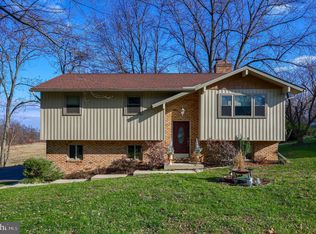 512 Hempfield Hill Rd, Columbia, PA 17512