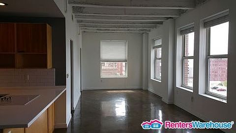 3rd image of 21 W 10th St APT 7B