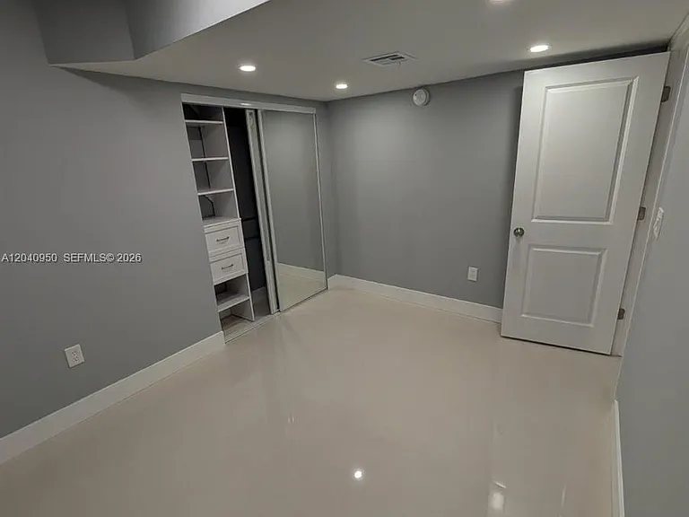 1750 NE 191st St #622-3 — Photo 9