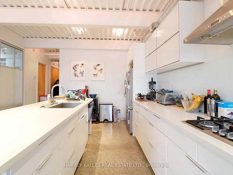 214 Bathurst St #Penthouse 3A — Photo 14