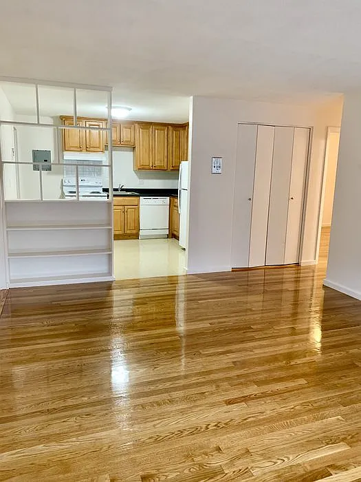 2 bed, 1.0 bath, 780 sqft, $2,175 — Photo 3