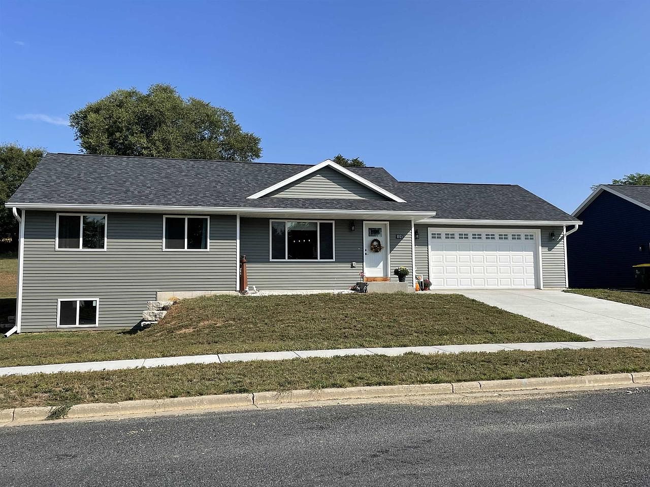 1025 Hay Creek Trail, Reedsburg, WI 53959 Zillow