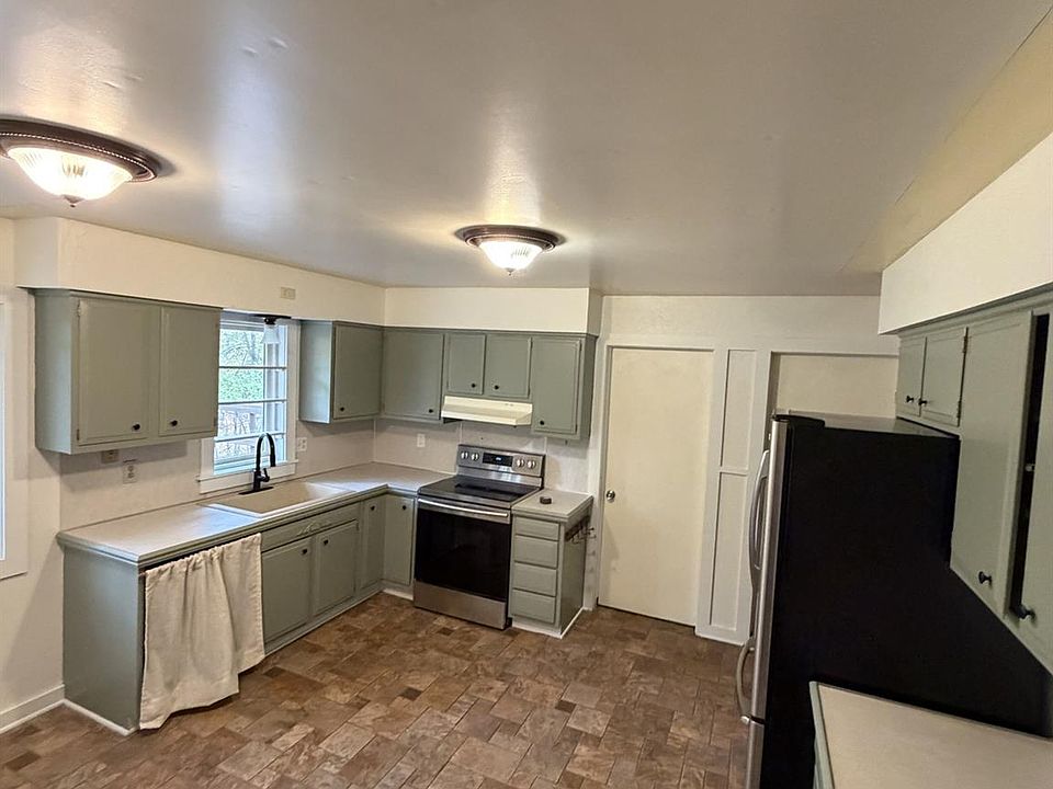 5262 Conifer Dr, photo 8