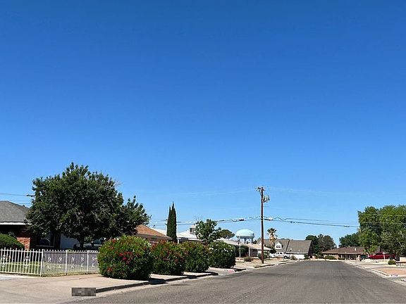 4th image of 9816 Trinidad Dr