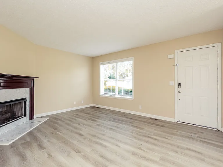 2309 Leighton Way — Photo 5