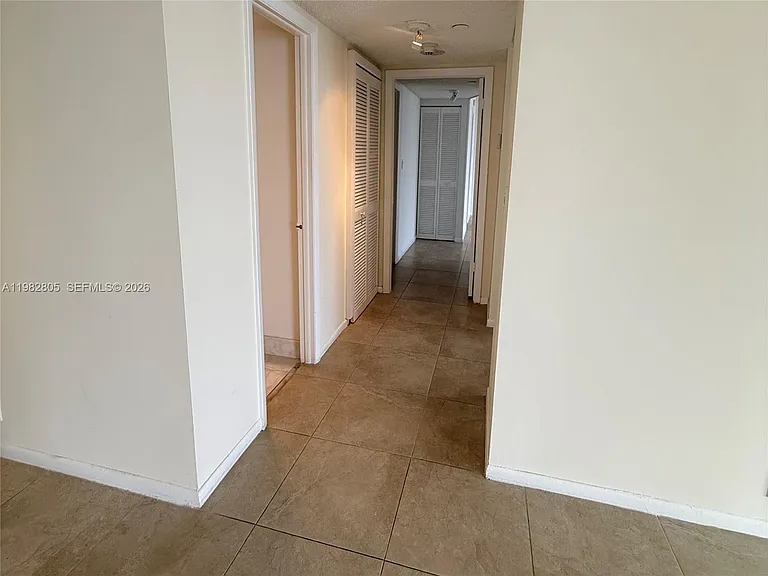 4000 Towerside Ter #1401 — Photo 14