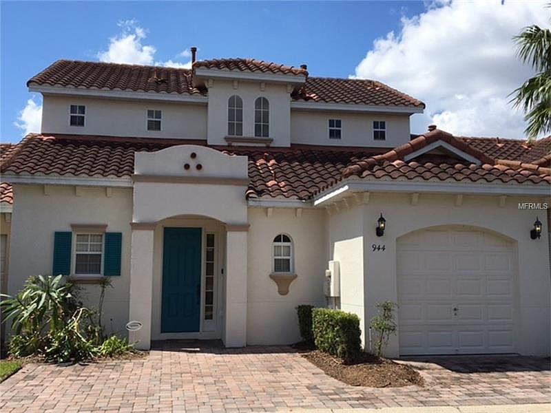 1st image of 944 Brunello Dr