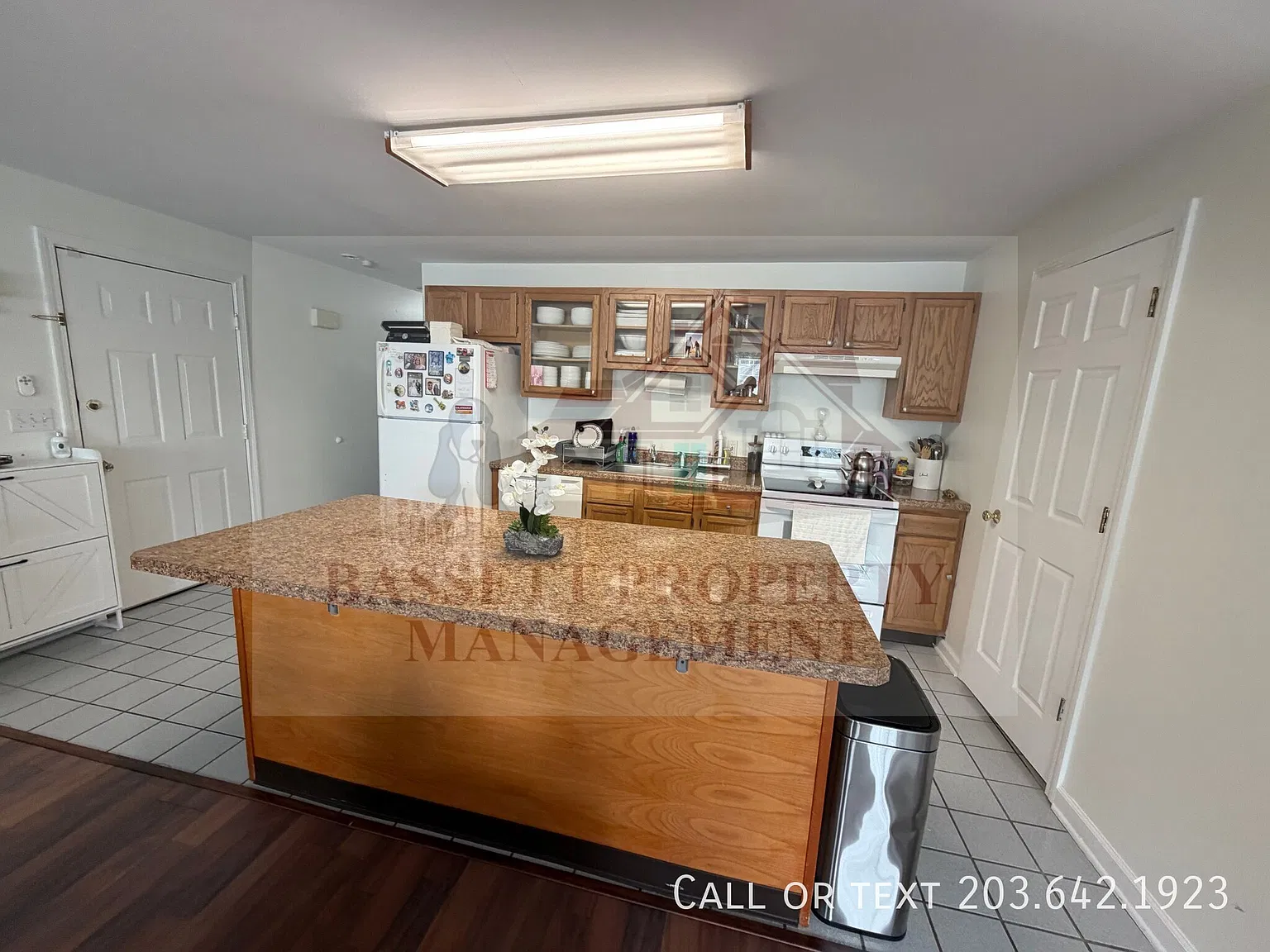 2 bed, 2.0 bath, 1000 sqft, $1,995 — Photo 4
