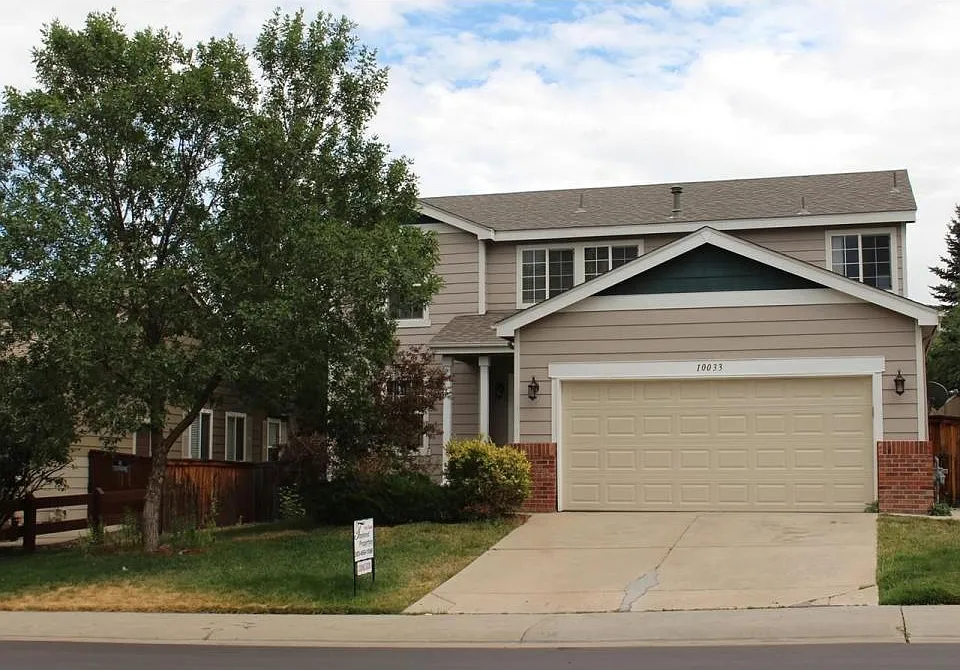 10033 Strathfield Ln