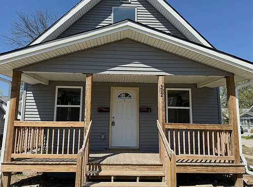 312 Curtis St #2 Photo 1