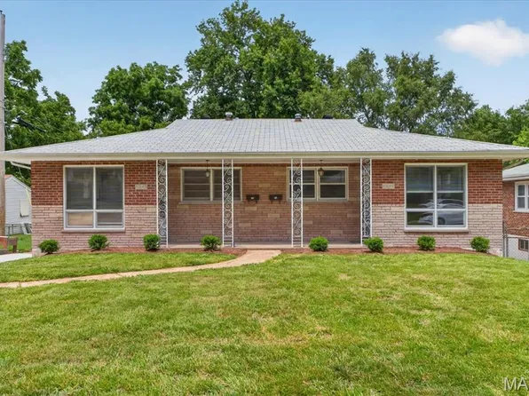 8841 McNulty Dr, Saint Louis, MO 63114
